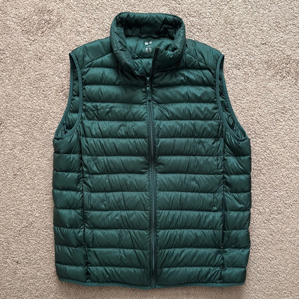 Uniqlo Green Puffer Vest Size M